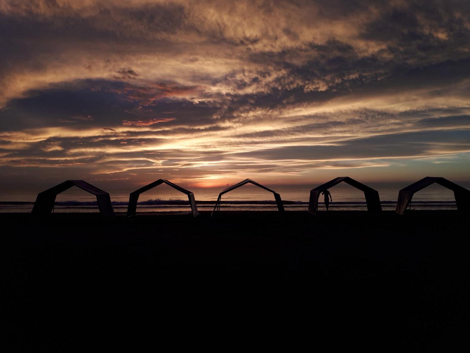 Manzanillo Beach — Photos 1